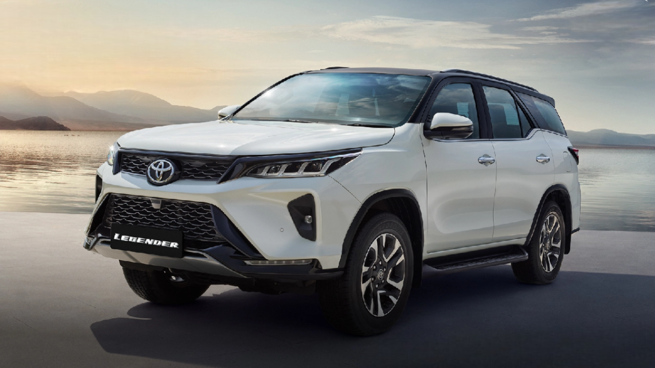 toyota fortuner legender 2025