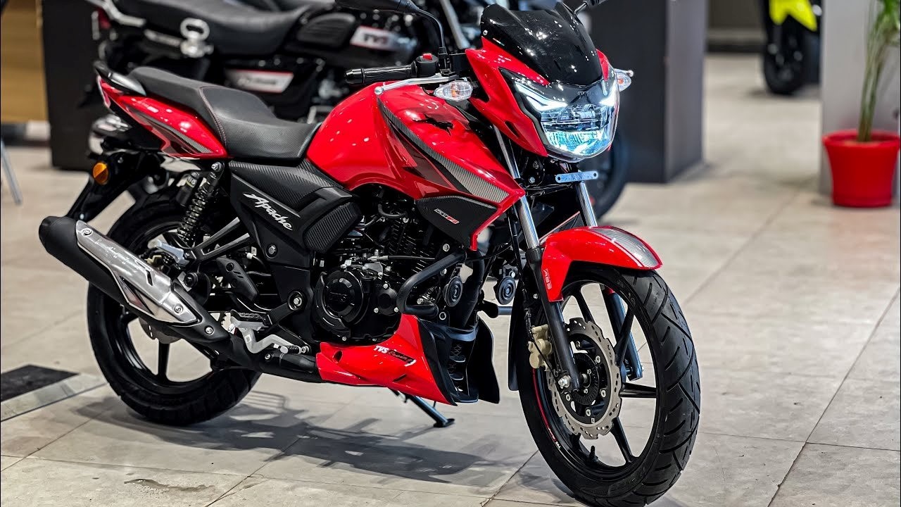 TVS Apache RTR 160 4V: 2025 एडिशन — 17.31 bhp, SmartXonnect व Dual‑Channel ABS के साथ और भी धमाकेदार!