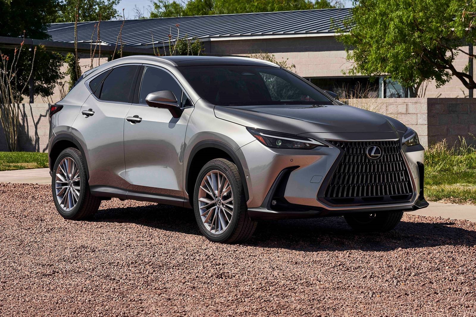 Lexus NX 350h SUV: ₹68 लाख में हाइब्रिड टेक्नोलॉजी और लग्ज़री केबिन का अनुभव