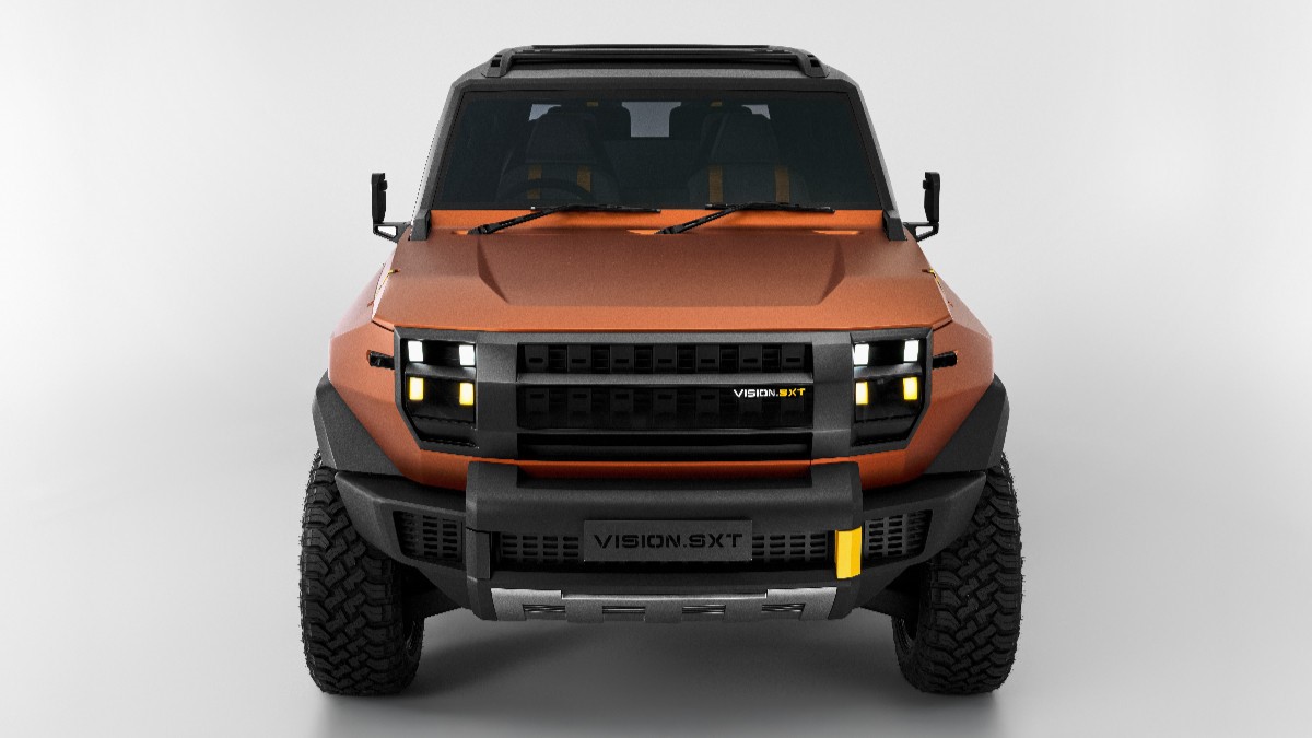 Mahindra Vision SXT