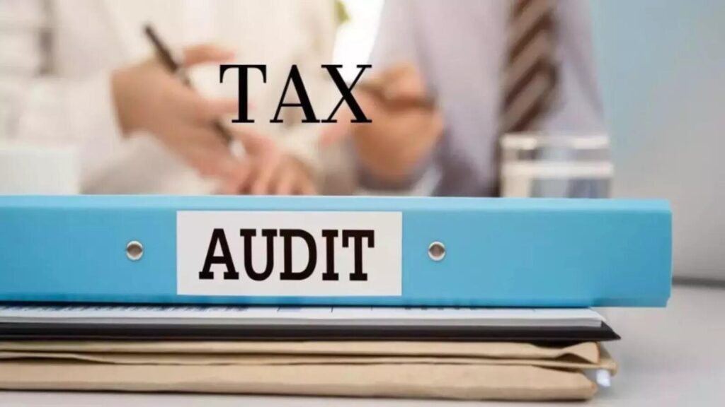 CBDT ने बढ़ाई टैक्स ऑडिट रिपोर्ट की डेडलाइन: अब 31 अक्टूबर 2025 तक — किसे फायदा, क्या करें अभी?