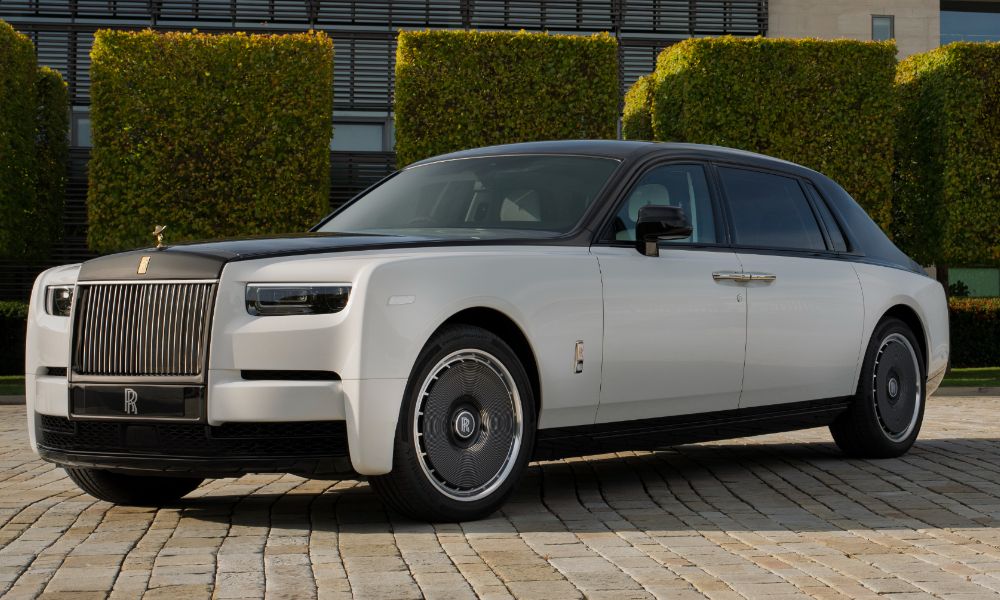 Rolls-Royce Phantom Centenary Collection: 100 साल की विरासत को सलाम, सिर्फ 25 कारें—क्यों है इतनी खास?