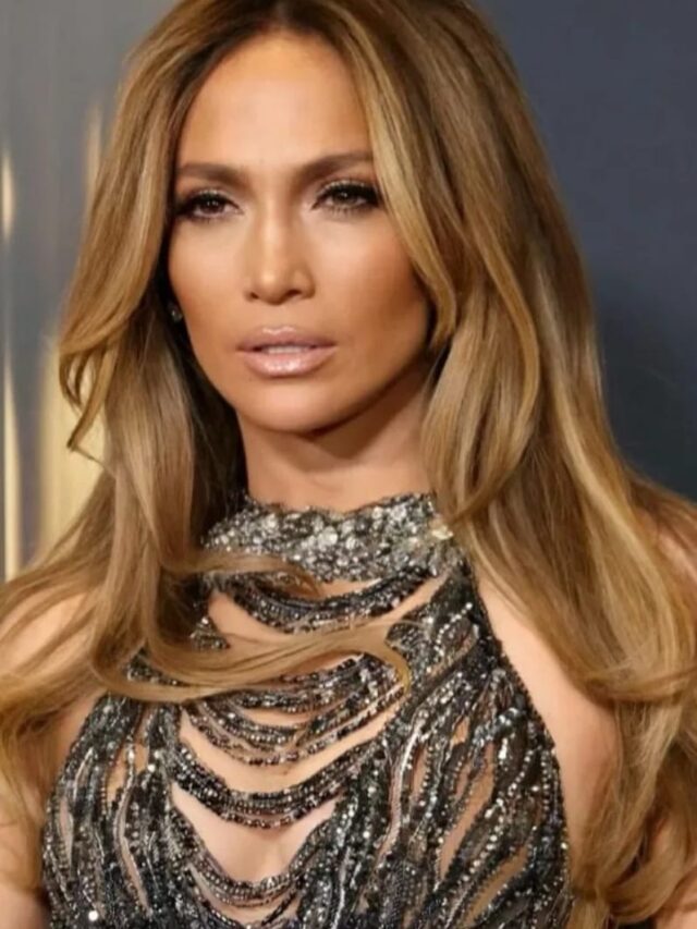 उदयपुर की शादी में JLo का जलवा: सिर्फ 2 डांस के लिए वसूले 18 करोड़!